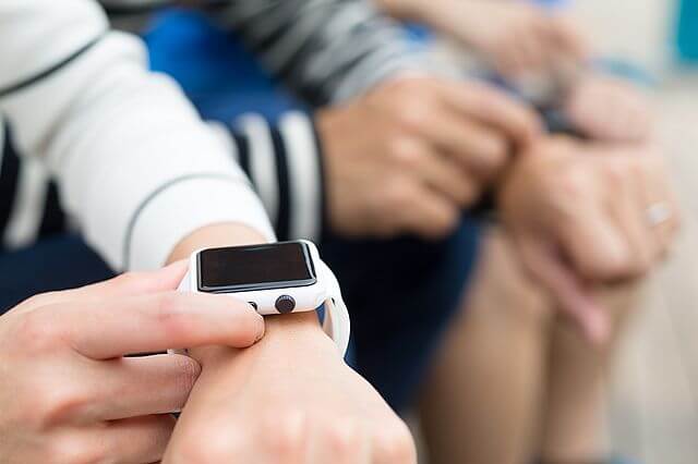 "Smartwatch
